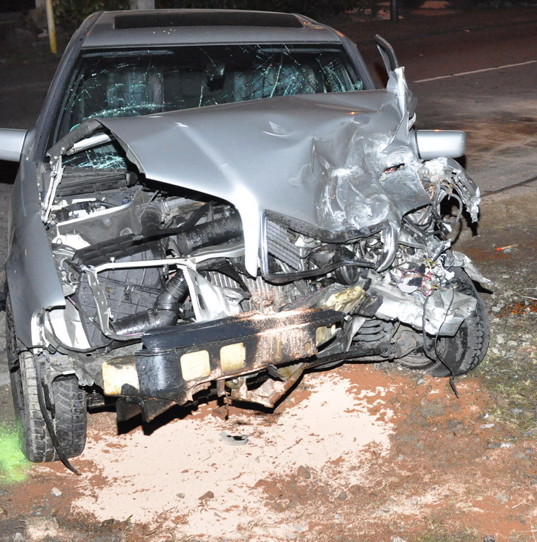 VU mit Fahrerflucht Koeln Loevenich P17.JPG